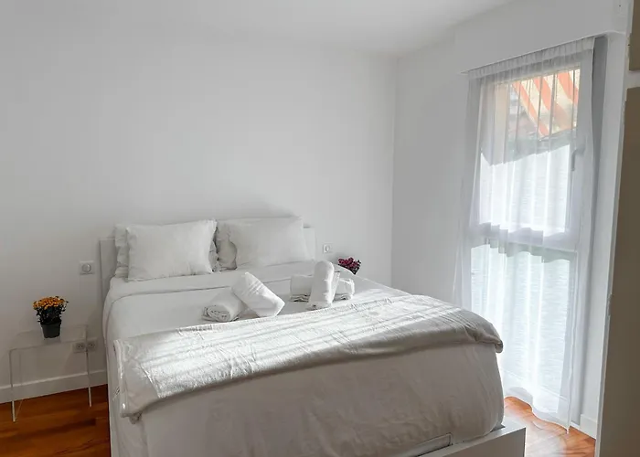 Monaco Dream Seaview, Bnbrickeys